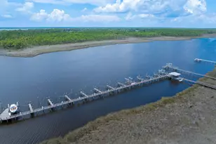 5610 Trout Ln, Pensacola, FL 32507 - Photo 54