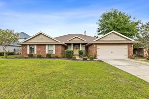 1804 Brooke Beach Dr, Navarre, FL 32566 - Photo 1