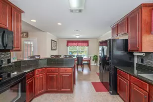 48 Cannon Dr, Laurel Hill, FL 32567 - Photo 4