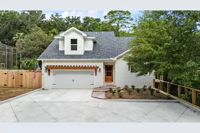 410 Anchors Street, Niceville, FL 32578 - Photo 2