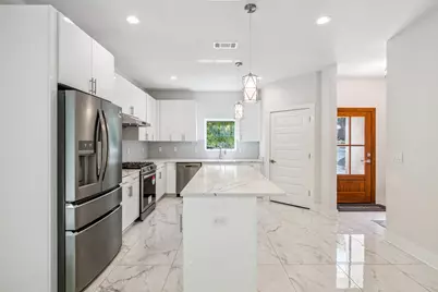 410 Anchors Street, Niceville, FL 32578 - Photo 2