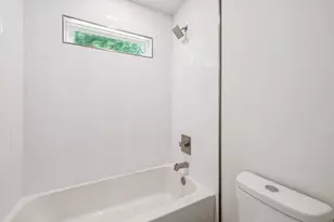 410 Anchors St, Niceville, FL 32578 - Photo 40