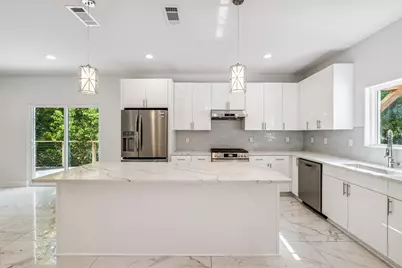 410 Anchors Street, Niceville, FL 32578 - Photo 10