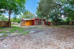 133 NW Robinwood Dr NW, Fort Walton Beach, FL 32548 - Photo 16