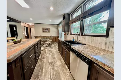 2852 Feral Lane, Caryville, FL 32427 - Photo 8