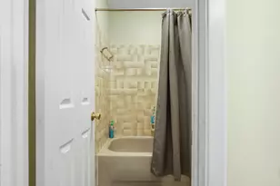 258 Wava Ave, Niceville, FL 32578 - Photo 40