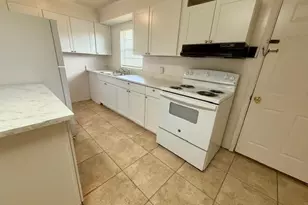 594 Florosa Ct, Mary Esther, FL 32569 - Photo 6