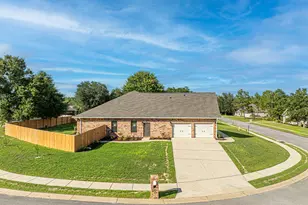 6301 Antigone Cir, Crestview, FL 32536 - Photo 4