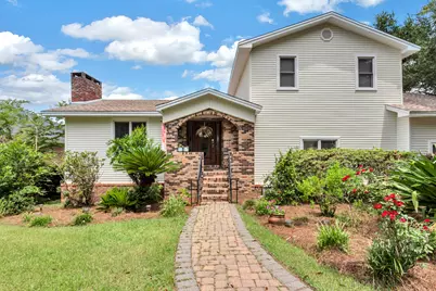 2435 Duncan Drive, Niceville, FL 32578 - Photo 2