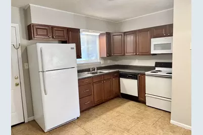 322 Pelham Road #B, Fort Walton Beach, FL 32547 - Photo 4