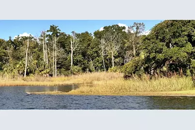 2,3,4,5 Petit Court, Shalimar, FL 32579 - Photo 4