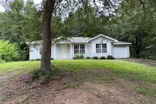 137 Lonnie Jack Dr, Crestview, FL 32536 - Photo 1