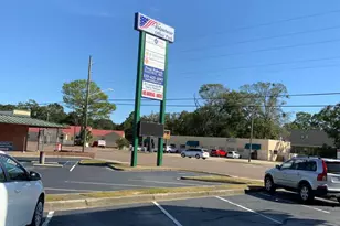 137 N John Sims Parkway N, Valparaiso, FL 32580 - Photo 8