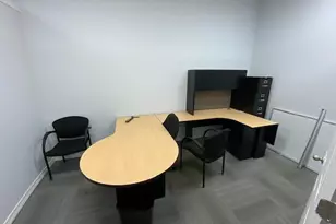 137 N John Sims Parkway N, Valparaiso, FL 32580 - Photo 10