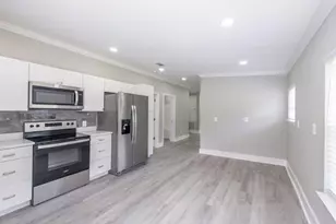 630 W Griffith Ave W, Crestview, FL 32536 - Photo 14