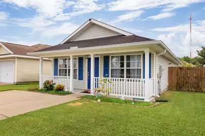 5527 Sea Spray Court, Gulf Breeze, FL 32563 - Photo 2