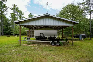 817 N Planters Dr N, Laurel Hill, FL 32567 - Photo 8