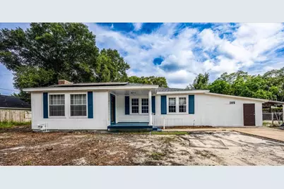 105 NW Lincoln Drive NW, Fort Walton Beach, FL 32547 - Photo 1