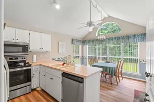 902 Aloma Faye Ln, Fort Walton Beach, FL 32547 - Photo 10