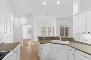 2025 Resort St, Navarre, FL 32566 - Photo 12