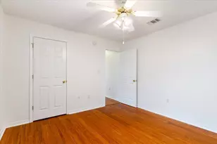 2025 Resort St, Navarre, FL 32566 - Photo 32