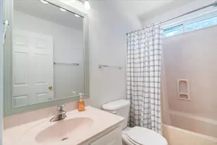 2025 Resort St, Navarre, FL 32566 - Photo 30