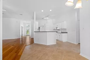 2025 Resort St, Navarre, FL 32566 - Photo 10