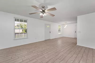 1989 Justice Circle, Gulf Breeze, FL 32563 - Photo 8