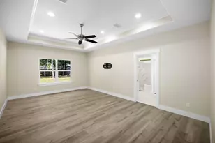 61 Spruce St, Freeport, FL 32439 - Photo 10