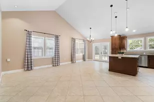 1836 Iris Ln, Navarre, FL 32566 - Photo 8