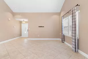 1836 Iris Ln, Navarre, FL 32566 - Photo 10