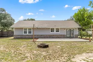 1836 Iris Ln, Navarre, FL 32566 - Photo 34