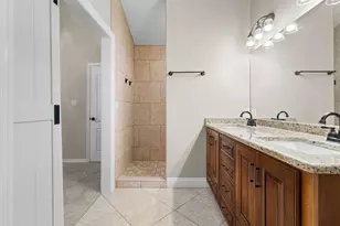 1836 Iris Ln, Navarre, FL 32566 - Photo 20