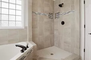 112 Cottonwood Cir, Lynn Haven, FL 32444 - Photo 12