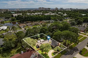 12 E Country Club Dr E, Destin, FL 32541 - Photo 32