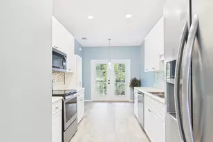 1328 Treasure Cove, Niceville, FL 32578 - Photo 10