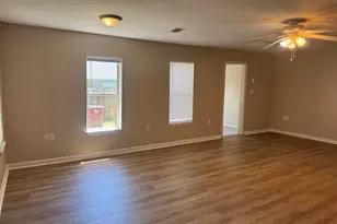 1028 N Brett Street N, Crestview, FL 32536 - Photo 2