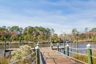 699 Riverwalk Cir, Freeport, FL 32439 - Photo 34