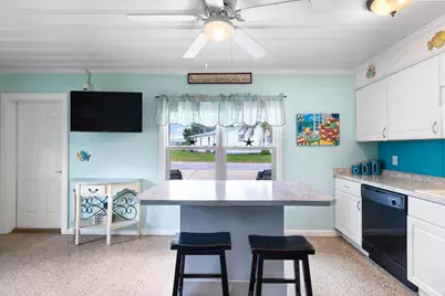 21927 Bataan Avenue, Panama City Beach, FL 32413 - Photo 38