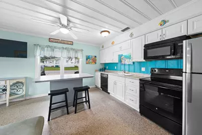 21927 Bataan Avenue, Panama City Beach, FL 32413 - Photo 40