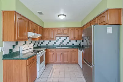 106 Campbell Avenue, Crestview, FL 32536 - Photo 8