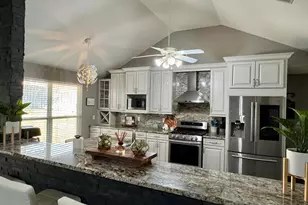 704 Denise Dr, Crestview, FL 32536 - Photo 8