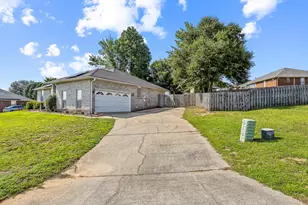 704 Denise Dr, Crestview, FL 32536 - Photo 36