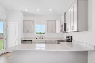 593 Alleyoak Ln, Freeport, FL 32439 - Photo 6