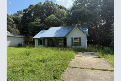 5809 Pinecrest Road Road, Crestview, FL 32539 - Photo 1