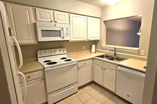 4276 Calinda Ln, Niceville, FL 32578 - Photo 12