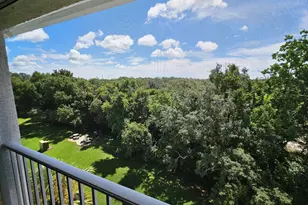 4274 Calinda Ln, Niceville, FL 32578 - Photo 10