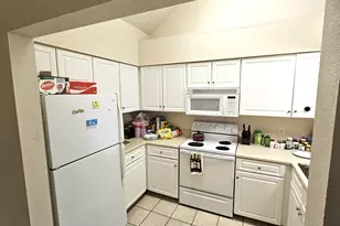 4274 Calinda Ln, Niceville, FL 32578 - Photo 4