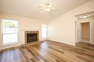 406 Springate Ct, Mary Esther, FL 32569 - Photo 8