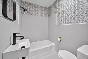 758 9th Ave, Crestview, FL 32536 - Photo 36